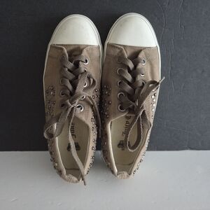 Juicy Couture Tan Canvas Sneakers with Studs Sz.6,5
